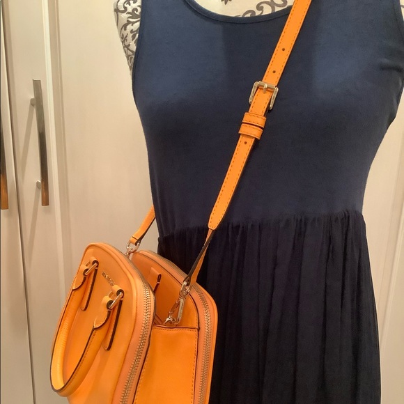 Brilliant MK Yellow Crossbody or Purse - Picture 3 of 9